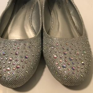 DAZZLING SHOES